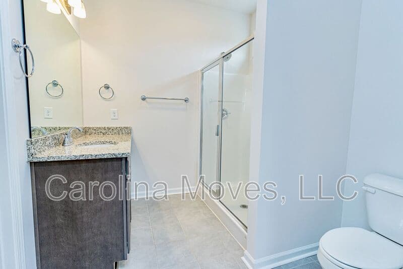 Anderson Townhome: 117 Village Main