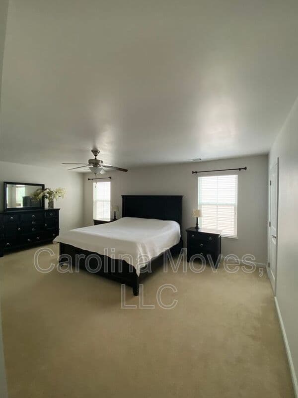 Greenville House: 204 Barbours Lane
