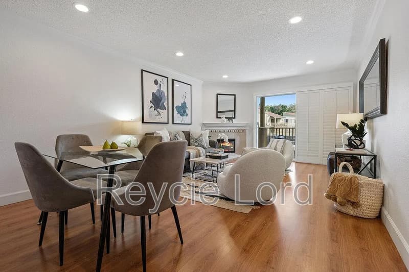 Daly City Condo: 396 Imperial Way