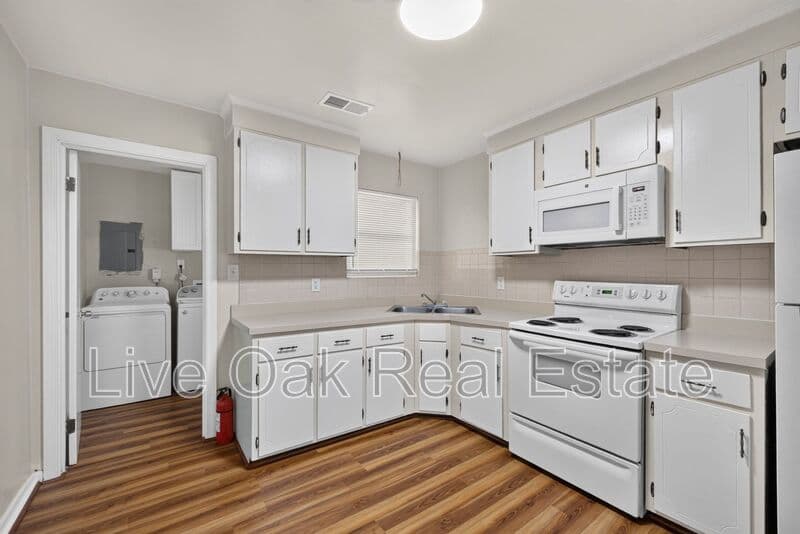 Virginia Beach Condo: 110 S Corwood Avenue