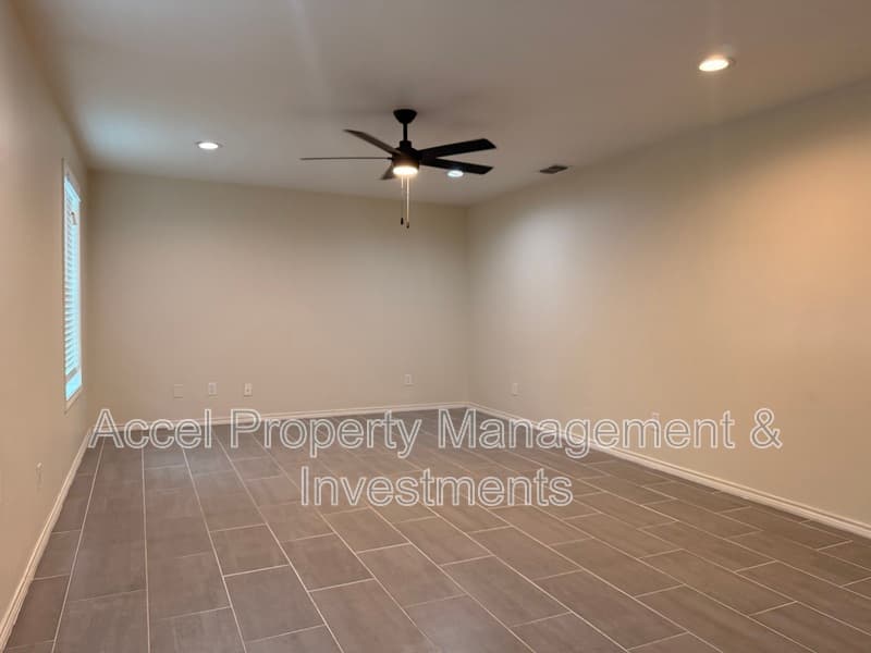 McAllen House: 4701 N. 6th St.