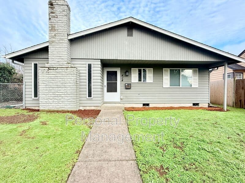 Vancouver House: 414 W 39th St
