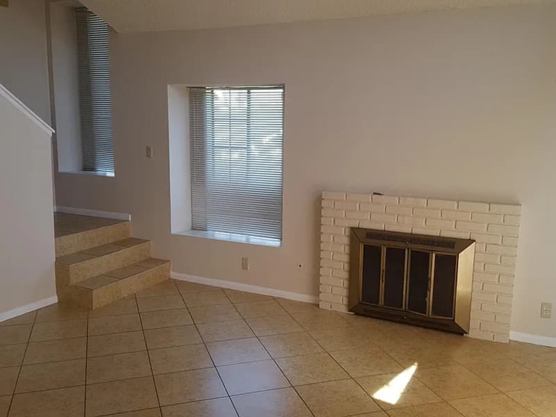 San Bernardino Townhome: 1974 E Lynwood Dr