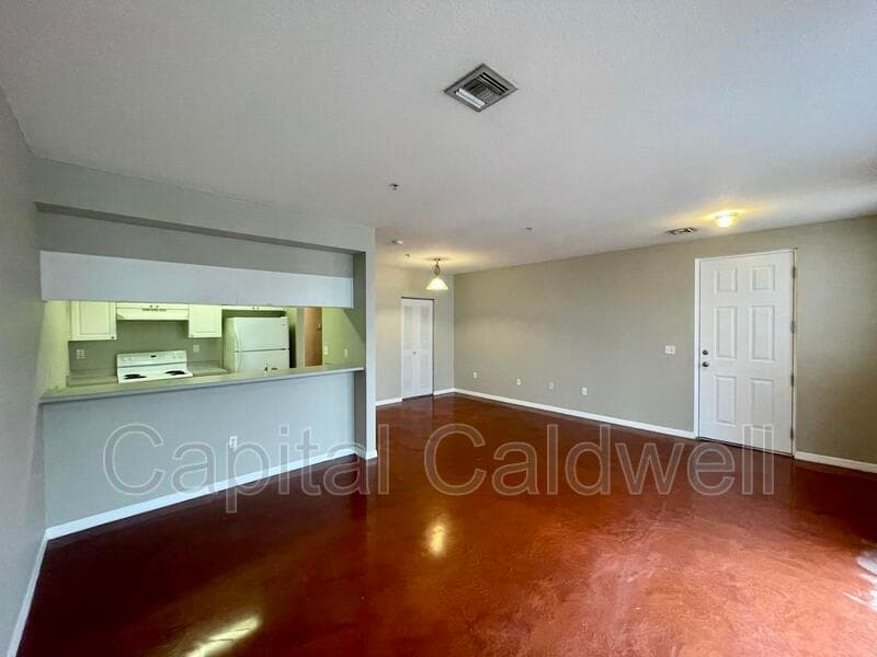 Tampa Condo: 2002 E 5th Ave #303