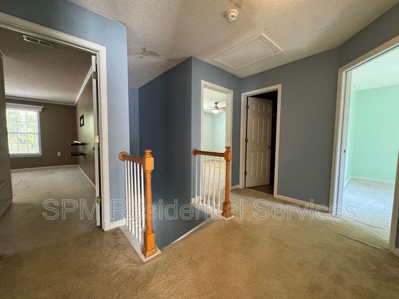 Leland House: 9837 N. Olde Towne Wynd SE