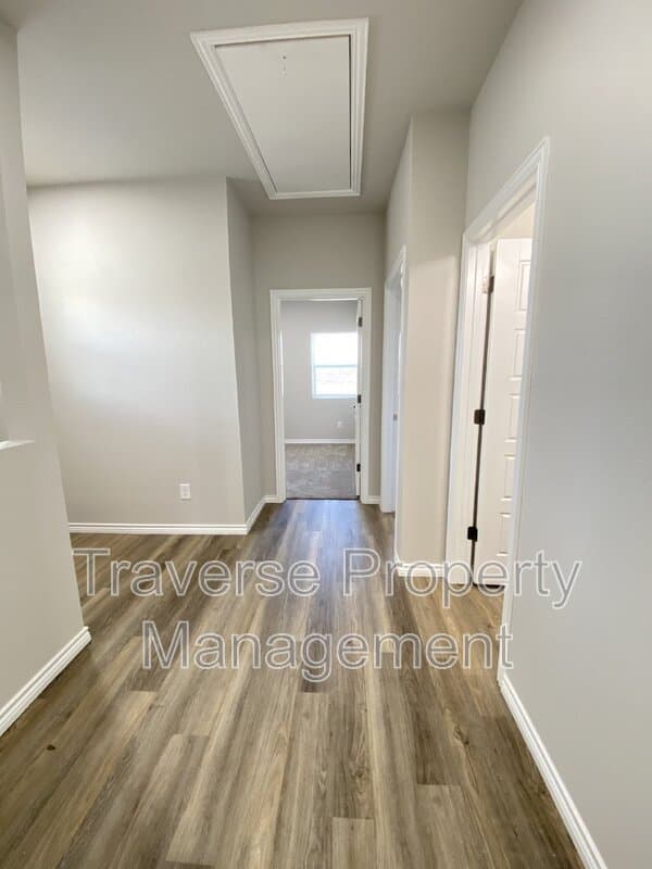 Fort Worth House: 1309 Arizona Ave
