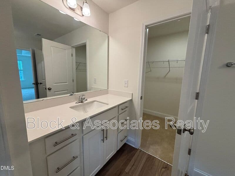 Raleigh House: 5128 Ranger Grove Way