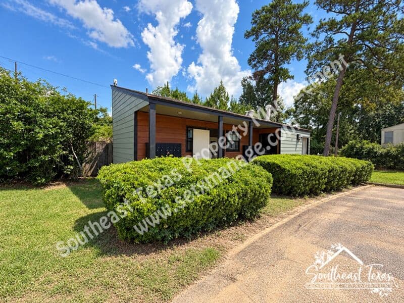 Jasper House: 801 W Gibson St