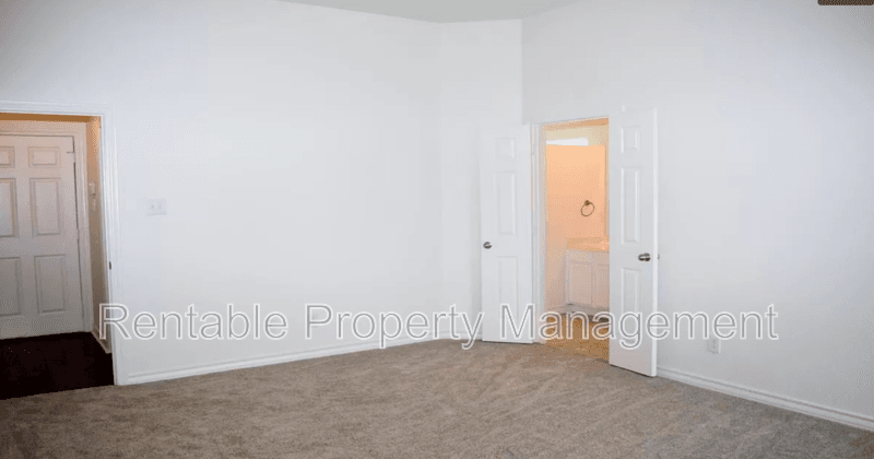 Mansfield House: 4704 Sailboat Dr.