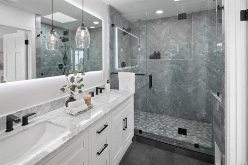 San Diego Townhome: 3711 Columbia Street