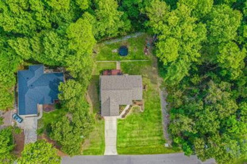 Pinehurst House: 55 Bridle Path Circle