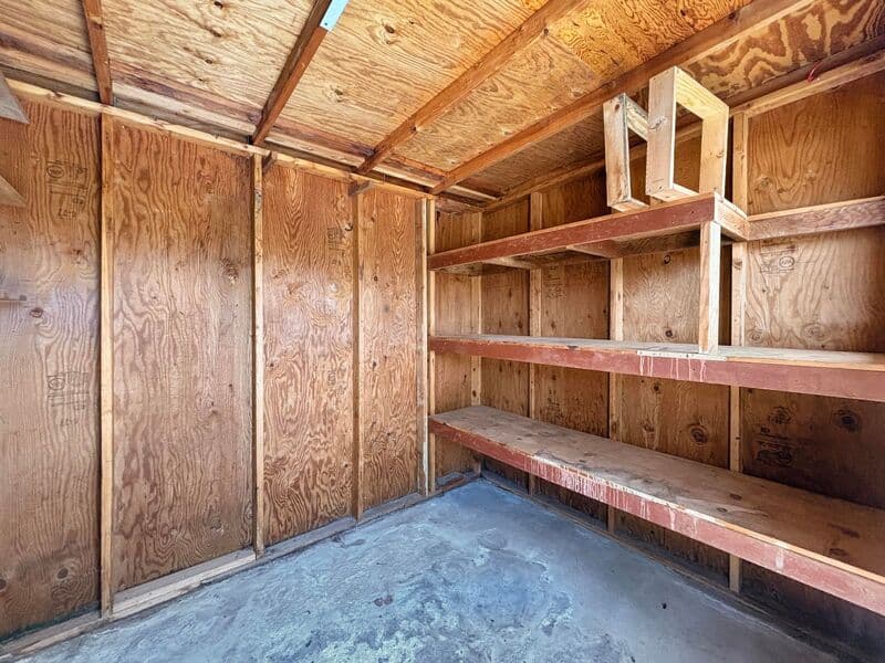 La Mesa House: 7340 W Point Ave