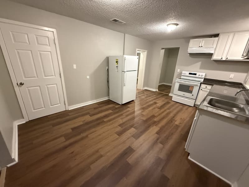 Memphis House: 540 Harahan Road
