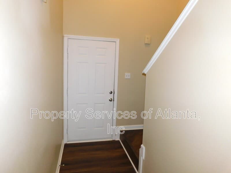 Douglasville House: 2228 Tuley Dr