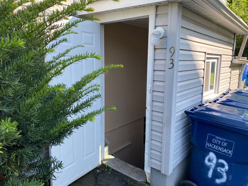 Hackensack Condo: 93 Euclid Ave, 3