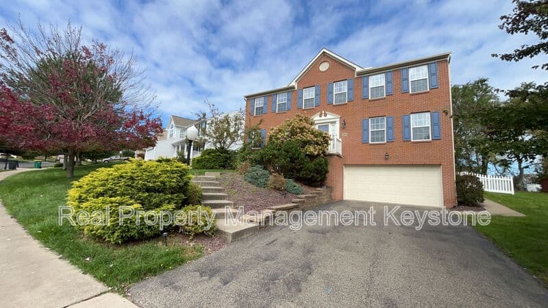 Sewickley House: 1907 Colonial Drive