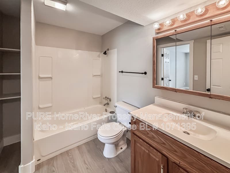 Ammon House: 1684 Wildwood Ln