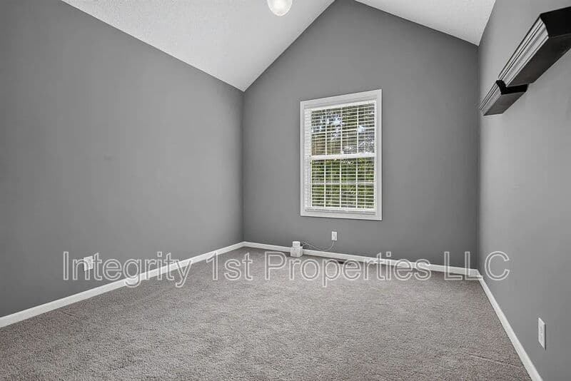 Olathe House: 16222 W 157th Ter