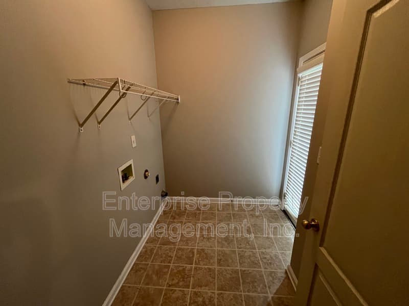 Cordova House: 10178 Sterling Ridge Dr