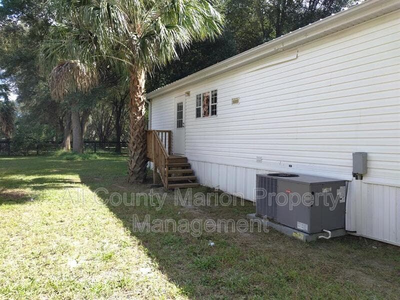 Summerfield House: 14411 SE 25th Ave