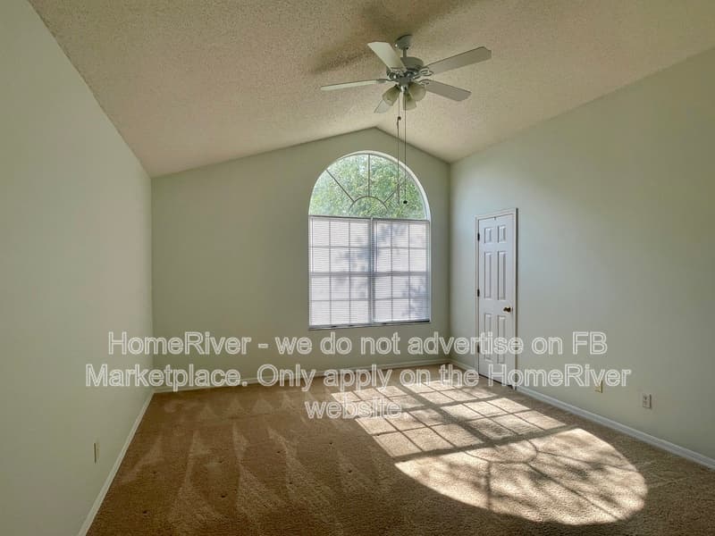 Riverview House: 9810 Sunnyoak Dr