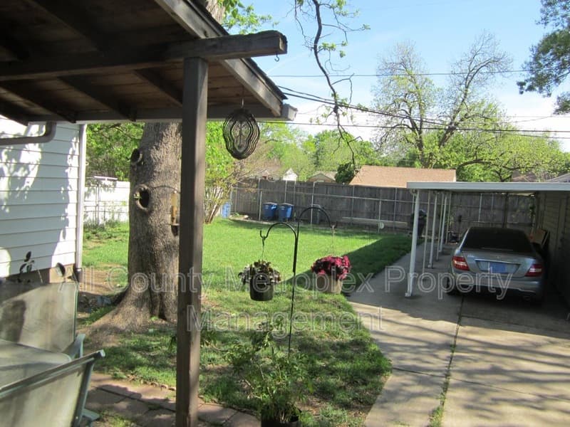 Dallas House: 3984 Park Lane