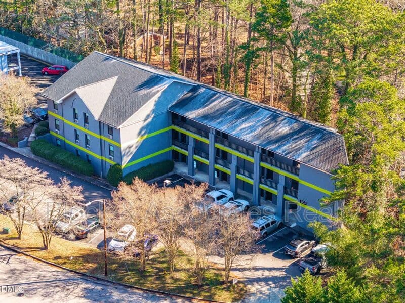Raleigh Condo: 5104 Hollyridge Drive