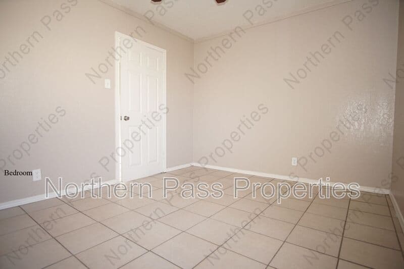 El Paso Condo: 4014 Lincoln Ave