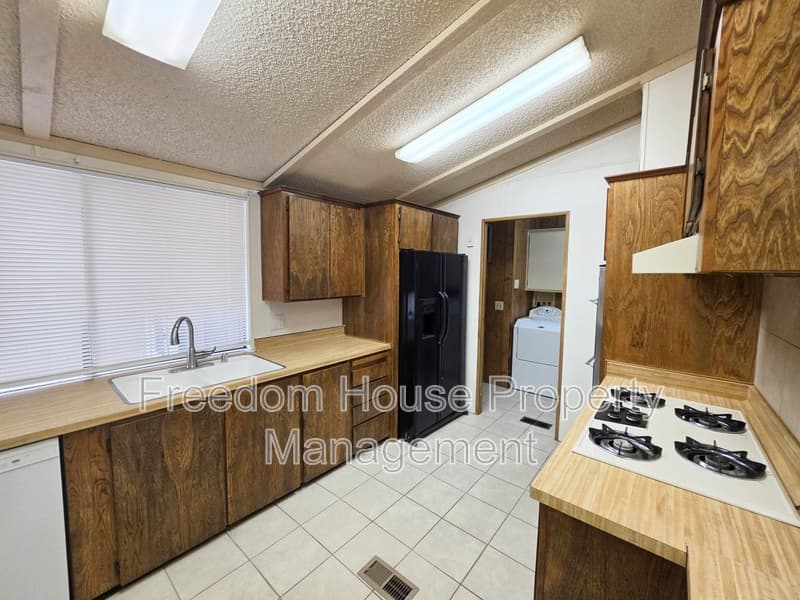 Pahrump Condo: 5391 Money Street - Main House