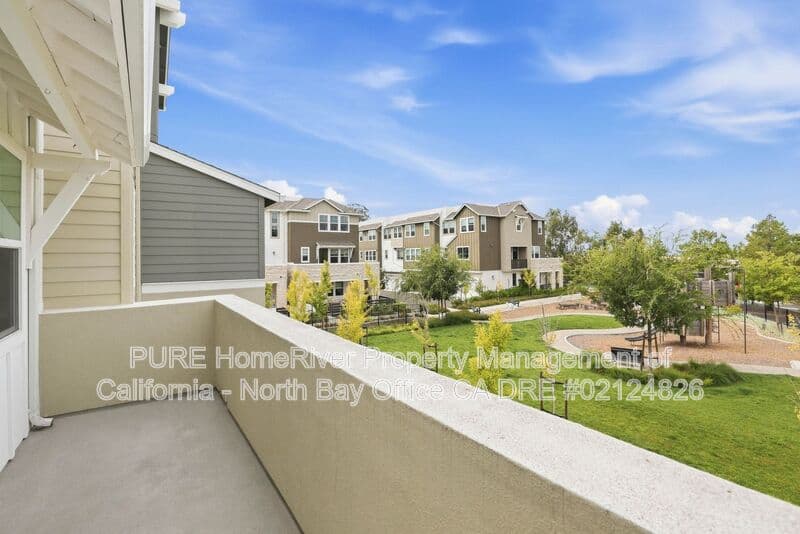 Santa Rosa Condo: 259 Gambrel Circle