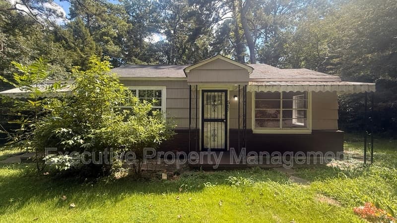 Birmingham House: 513 Rose Hill Road
