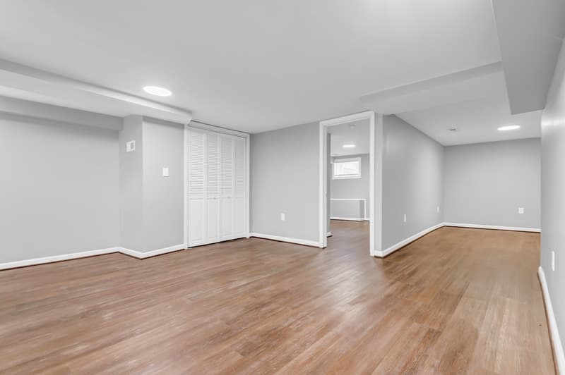 Baltimore Condo: 2103 Chelsea Terrace - 1