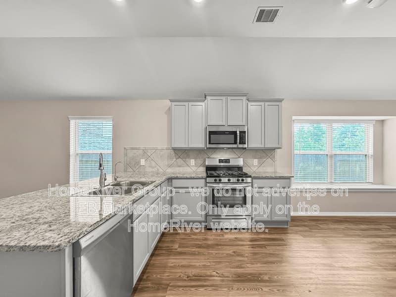 New Caney House: 22505 Gran Sasso Dr