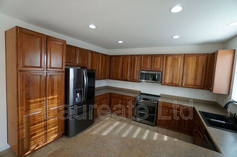 Commerce City House: 10213 Uravan St