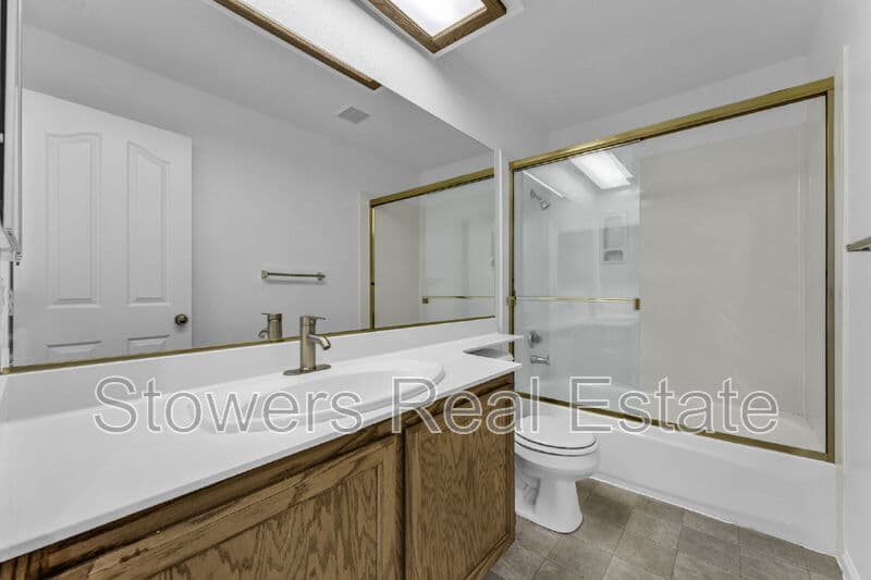 Danville House: 309 Camino Arroyo