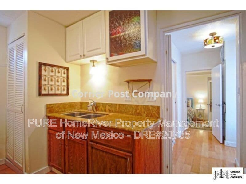 Albuquerque Condo: 404 Dartmouth