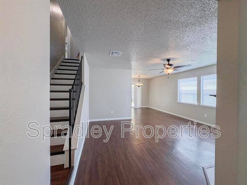 Temple House: 4801 Stone Ridge Dr