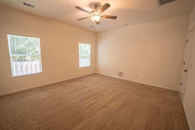 Richmond Hill House: 66 Rimmon Ct