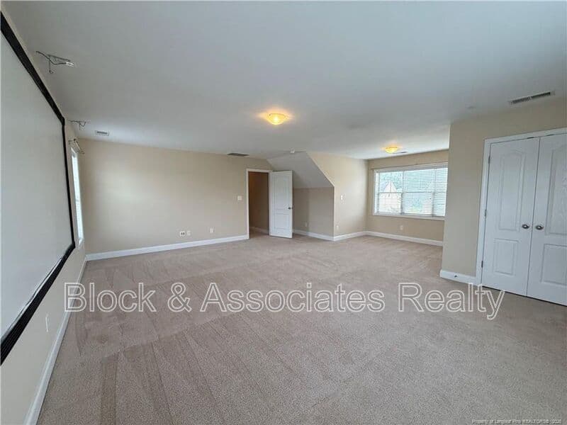 Fayetteville House: 1705 Bluffside Drive
