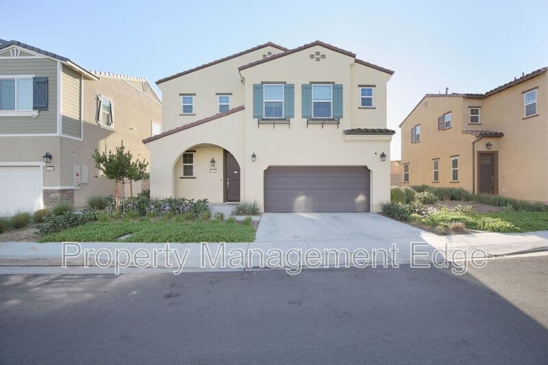 Menifee House: 26562 Brightstone Dr