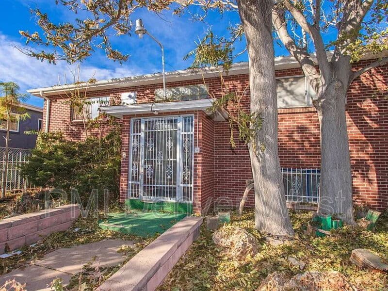 Aurora Condo: 1695 Joliet Street