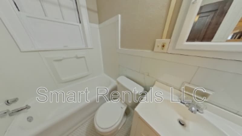 St. Louis Condo: 4277 Chippewa Street - 2