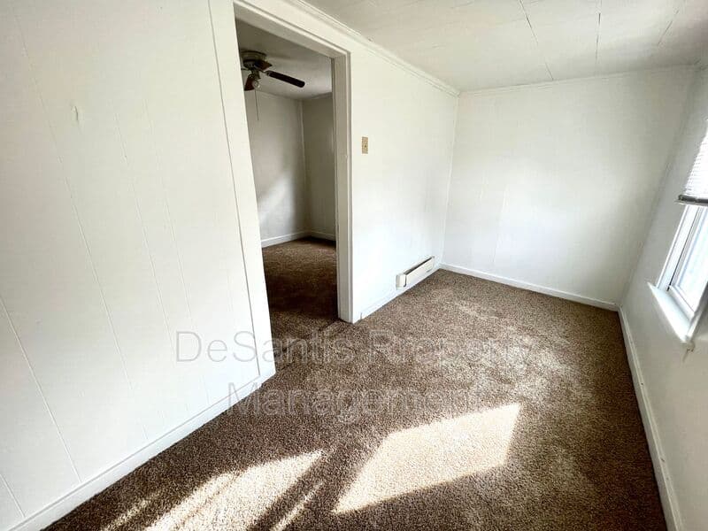 New Kensington House: 1613 Fourth Avenue