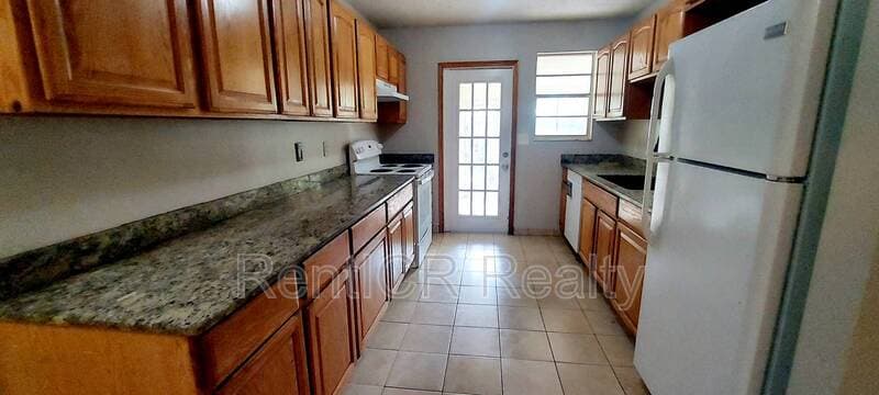 Clearwater Condo: 15530 58th Street North
