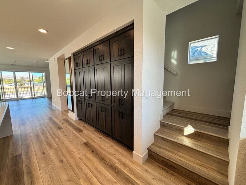Carson City House: 1128 Grove St