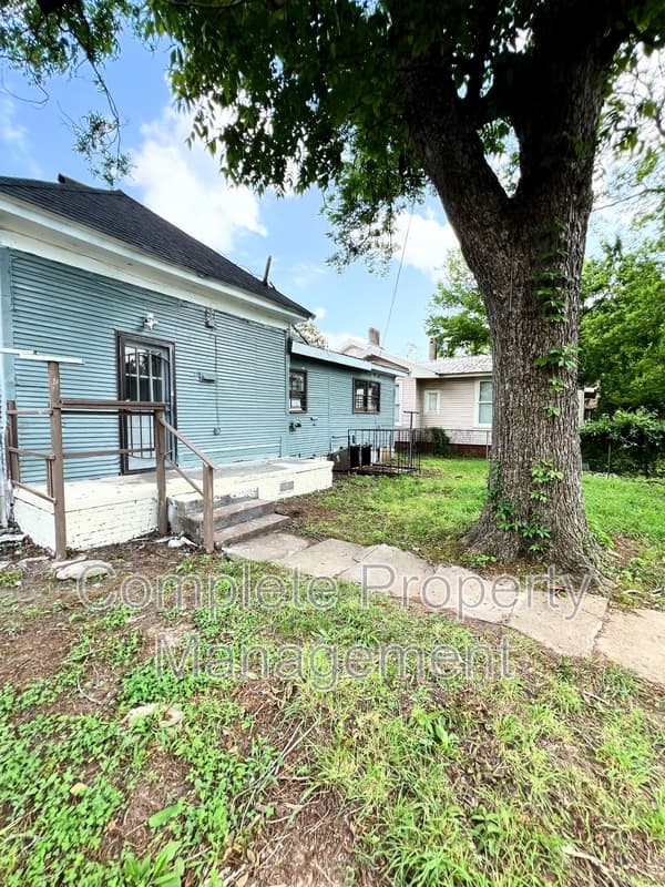 Birmingham House: 7330 1st Avenue South