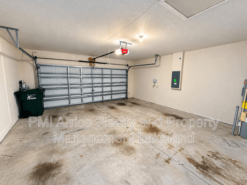Lakeland House: 5414 Keaton Springs Drive