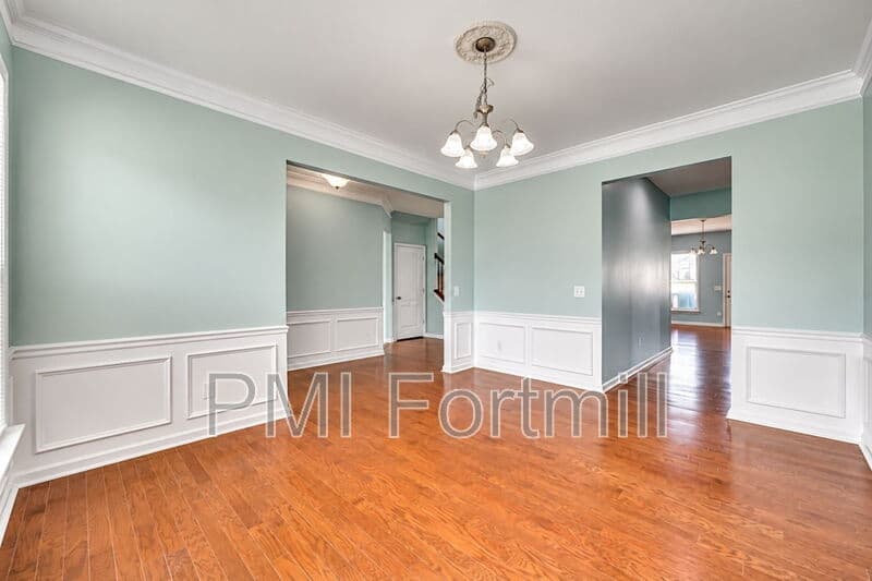 Fort Mill House: 1080 Crescent Moon Dr