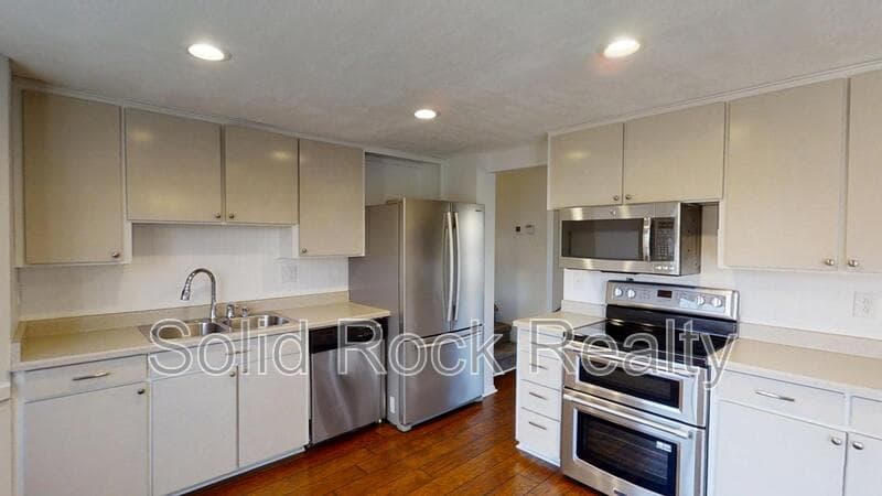 Colorado Springs House: 4811 Villa Circle