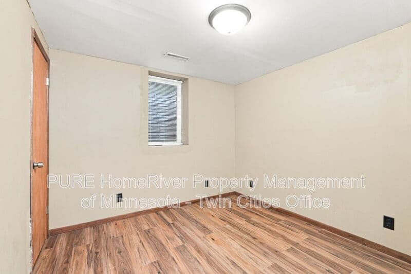 Brooklyn Park House: 7441 Major Ave N